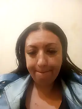 Veronica-Celie online show from 04/17/26, 07:49