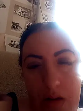 Veronica-Celie online show from 10/23/25, 08:57