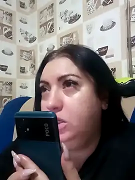 Snapshot of Veronica-Celie chatting on 01/03/25, 04:48 Veronica-Celie online show from 01/03/25, 04:48
