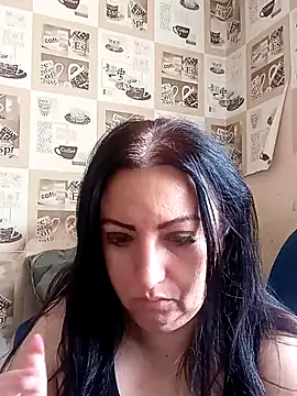 Snapshot of Veronica-Celie chatting on 05/24/26, 09:53 Veronica-Celie online show from 05/24/26, 09:53
