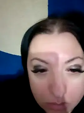 Snapshot of Veronica-Celie chatting on 12/31/24, 06:57 Veronica-Celie online show from 12/31/24, 06:57