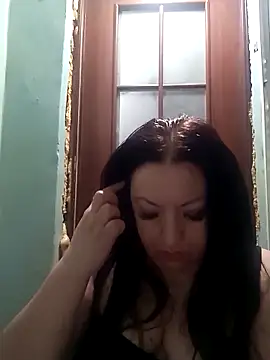 Snapshot of Veronica-Celie chatting on 03/01/25, 02:26 Veronica-Celie online show from 03/01/25, 02:26