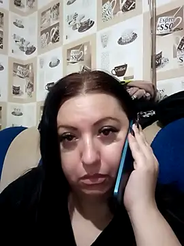 Snapshot of Veronica-Celie chatting on 12/24/24, 04:08 Veronica-Celie online show from 12/24/24, 04:08