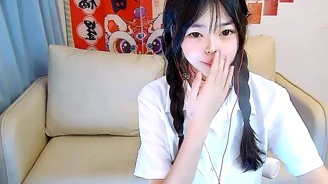 mango-a online show from 02/09/25, 03:45