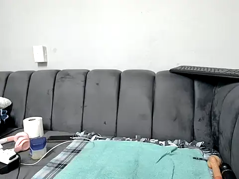 Pearl 00 online show from 01/11/26, 09:27