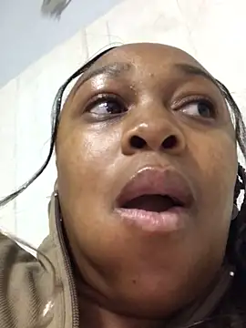 Pearl 00 online show from 09/27/25, 12:39