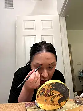 AlyssiaAmoreXO online show from 10/27/25, 08:10