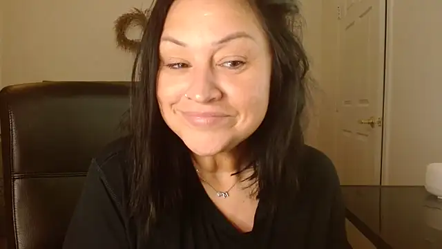 Snapshot of AlyssiaAmoreXO chatting on 10/14/25, 06:41 AlyssiaAmoreXO online show from 10/14/25, 06:41