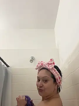 Snapshot of AlyssiaAmoreXO chatting on 02/05/26, 02:46 AlyssiaAmoreXO online show from 02/05/26, 02:46