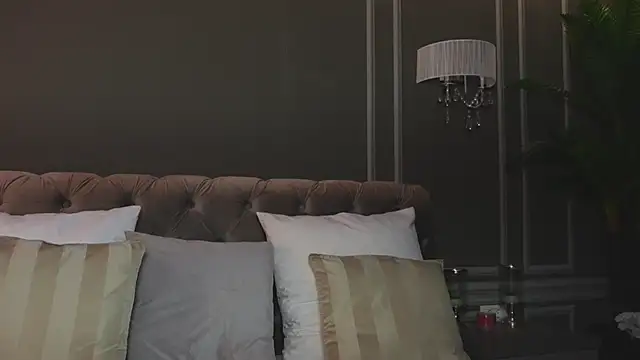 AnnieStylesx online show from 10/18/25, 03:30