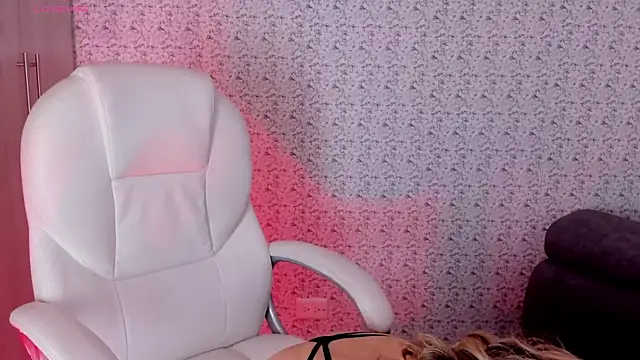 Sarajonnes online show from 10/11/25, 02:23