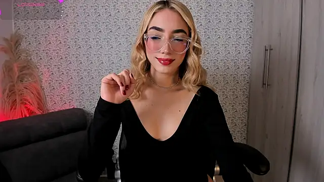 Sarajonnes online show from 03/27/26, 10:49