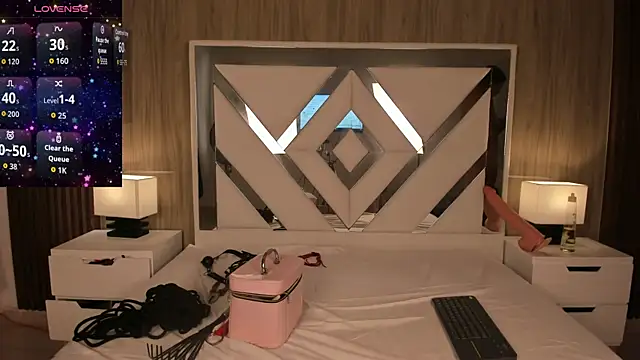 ValentinaThomas online show from 10/01/25, 07:40