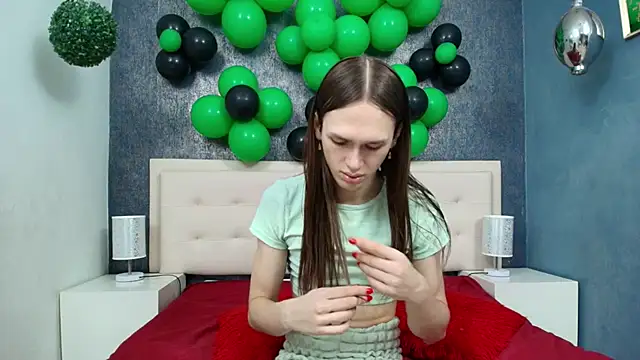 Celestial Queen  online show from 03/18/26, 01:46