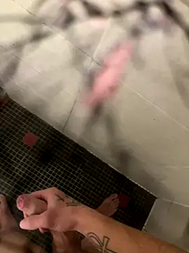 lescro95  online show from 11/23/25, 01:32