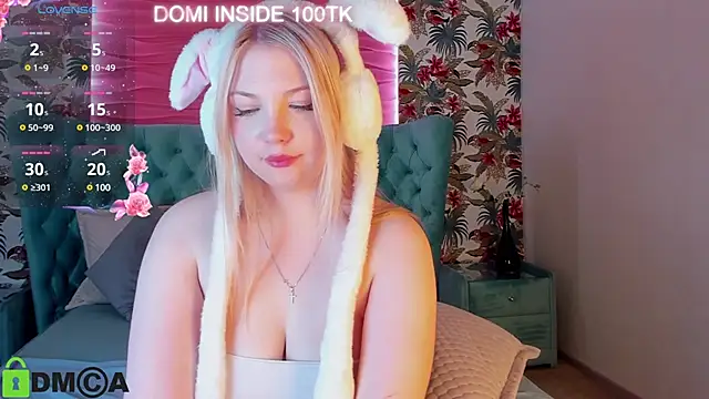 RubyMiaow online show from 01/01/25, 01:37