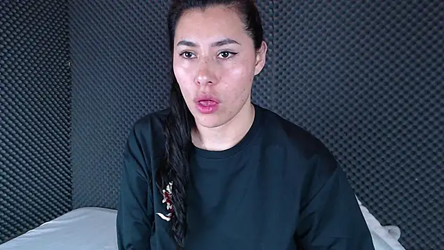  joy yva online show from 12/16/25, 09:41