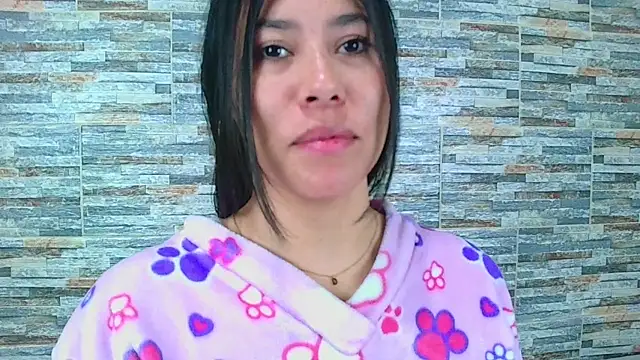 Snapshot of _joy_yva chatting on 02/24/25, 01:10 joy yva online show from 02/24/25, 01:10