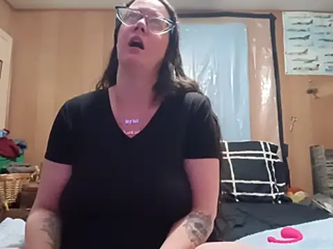 TheGoldenLotus online show from 05/29/26, 06:41