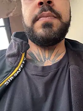 Dikkiduohottt online show from 02/06/26, 04:03