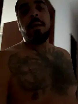 Dikkiduohottt online show from 10/27/25, 03:35