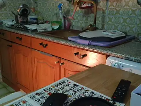 VeneRed online show from 11/21/25, 09:41