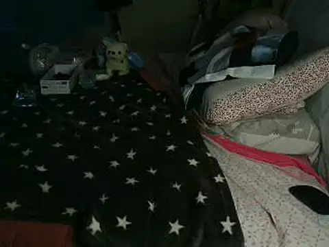 Snapshot of VeneRed chatting on 02/26/26, 03:23 VeneRed online show from 02/26/26, 03:23