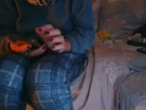 VeneRed online show from 12/02/25, 03:47