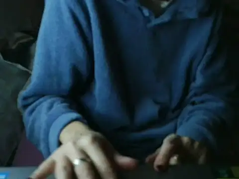 Snapshot of VeneRed chatting on 01/16/26, 05:17 VeneRed online show from 01/16/26, 05:17