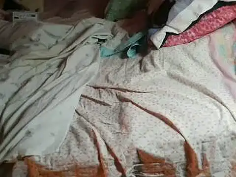 Snapshot of VeneRed chatting on 04/11/26, 07:28 VeneRed online show from 04/11/26, 07:28