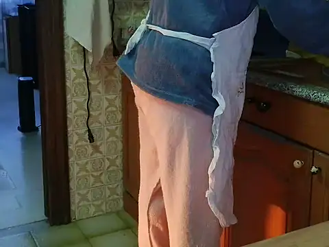 VeneRed online show from 10/11/25, 07:42