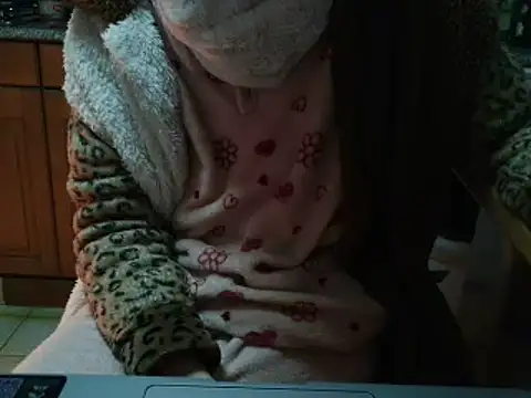 Snapshot of VeneRed chatting on 02/14/26, 05:57 VeneRed online show from 02/14/26, 05:57