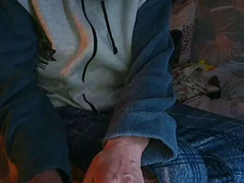 VeneRed online show from 11/29/25, 07:25