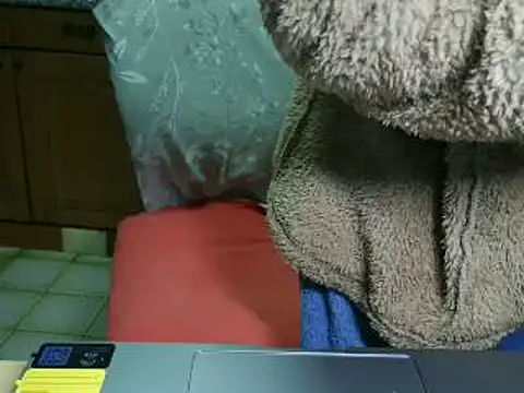 Snapshot of VeneRed chatting on 02/03/26, 08:03 VeneRed online show from 02/03/26, 08:03