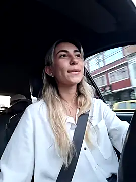 Snapshot of Scarlett_Khan chatting on 02/02/25, 11:00 Scarlett Khan online show from 02/02/25, 11:00