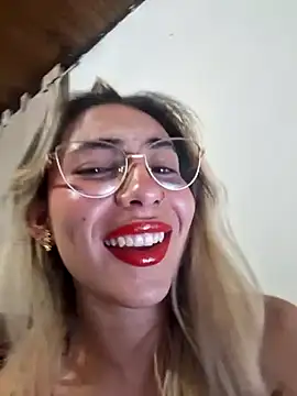 Snapshot of Scarlett_Khan chatting on 02/09/25, 04:36 Scarlett Khan online show from 02/09/25, 04:36