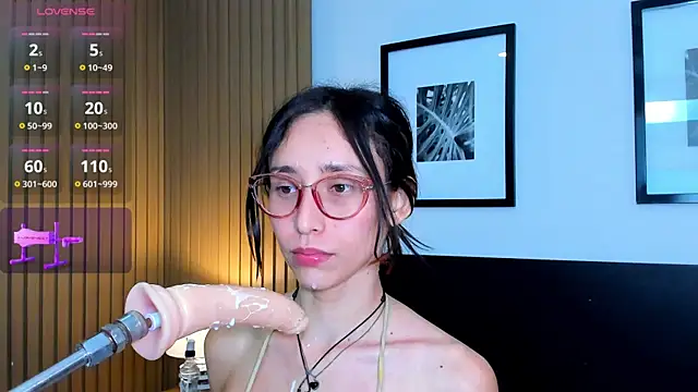 doll bella  online show from 04/02/26, 01:46