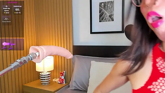 doll bella  online show from 02/14/26, 08:09