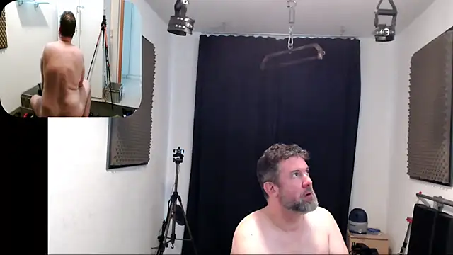 french slave1 online show from 04/03/26, 12:44