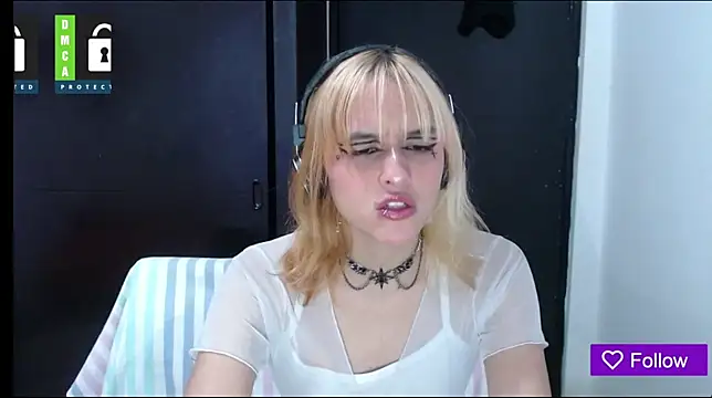 lizeth darks online show from 12/15/24, 12:17