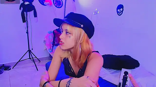 lizeth darks online show from 12/21/24, 06:44