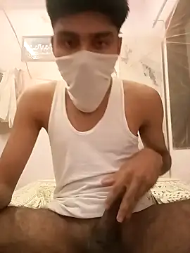 Snapshot of xxxgayroy12 chatting on 01/20/25, 06:21 xxxgayroy12 online show from 01/20/25, 06:21