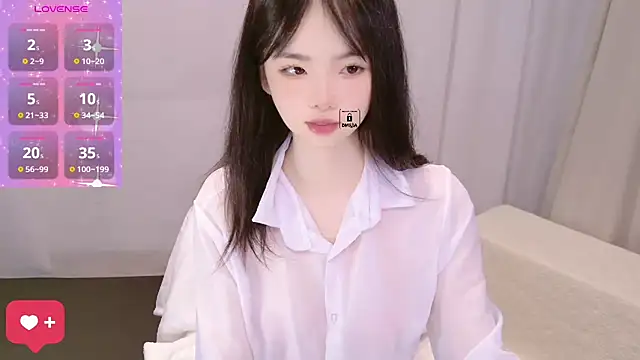 Snapshot of GouGou-111 chatting on 09/10/25, 04:33 GouGou-111 online show from 09/10/25, 04:33