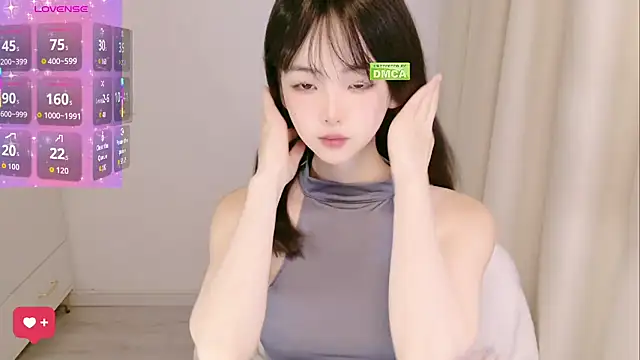 Snapshot of GouGou-111 chatting on 09/24/25, 09:49 GouGou-111 online show from 09/24/25, 09:49