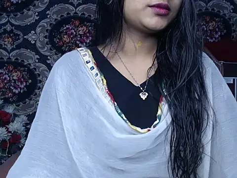 Wish Queen online show from 12/15/25, 12:22