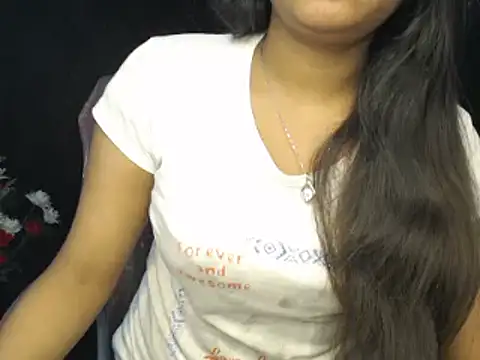 Snapshot of Wish_Queen chatting on 03/19/25, 09:49 Wish Queen online show from 03/19/25, 09:49