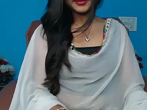 Wish Queen online show from 11/06/25, 04:22