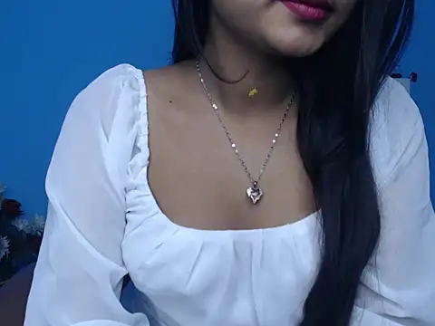 Wish Queen online show from 11/18/25, 01:03