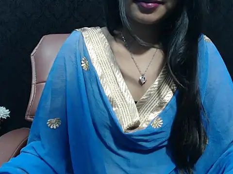 Snapshot of Wish_Queen chatting on 10/28/25, 06:34 Wish Queen online show from 10/28/25, 06:34