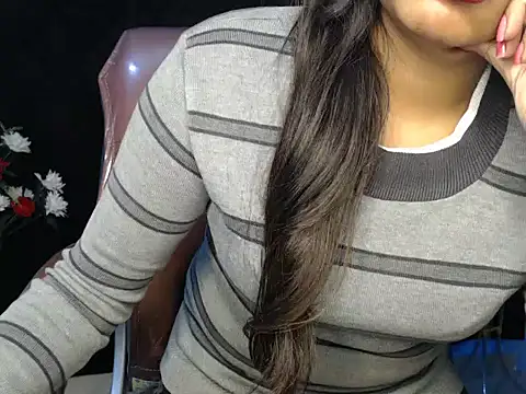 Snapshot of Wish_Queen chatting on 03/06/25, 08:48 Wish Queen online show from 03/06/25, 08:48